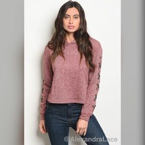 NWOT Corset sleeve lightweight sweater